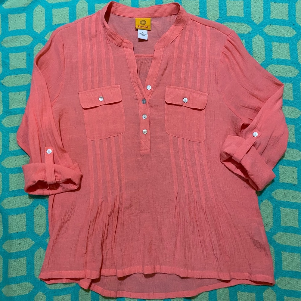 Women’s top. Size L.